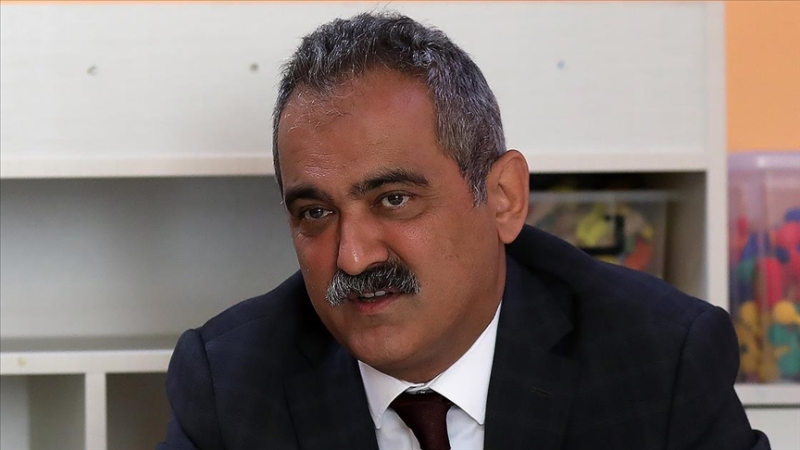 Bakan Özer açıkladı: Başöğretmenlik eğitim programının süresi 25 Eylül’e kadar uzatıldı