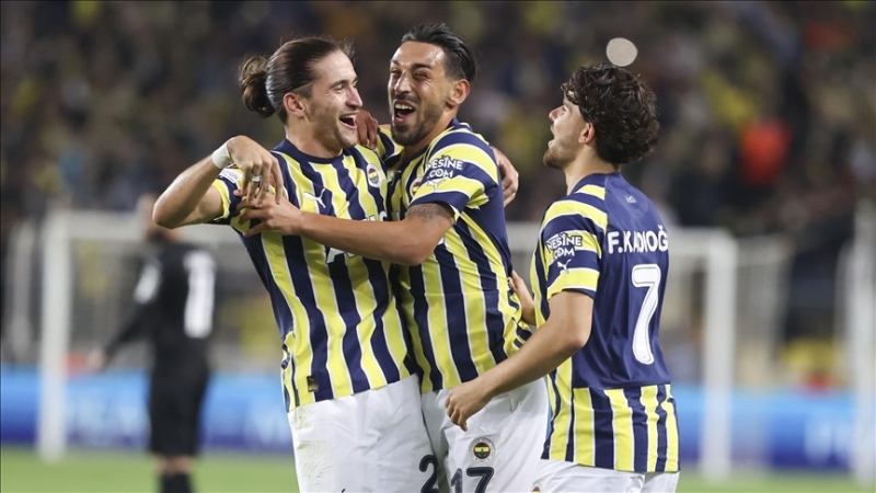 Fenerbahçe, AEK Larnaca’ya karşı hata yapmadı: 2-0