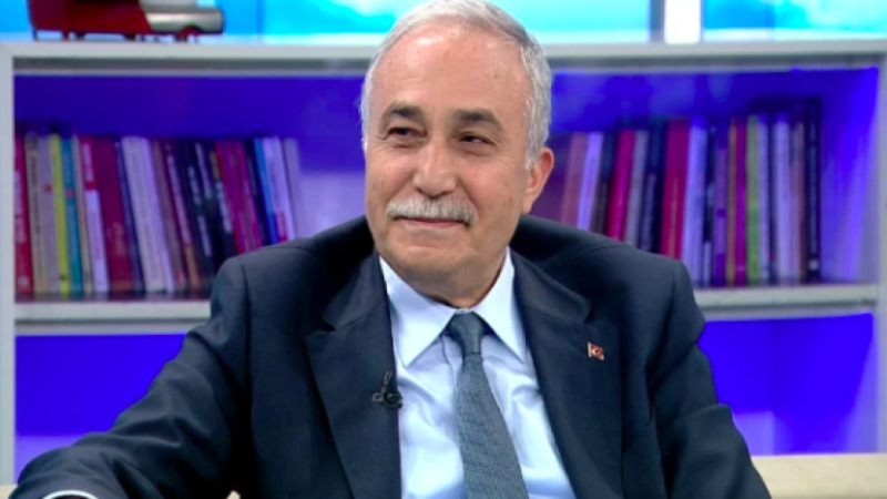 Fakıbaba, sert sözlerle AK Parti’den istifa etti!