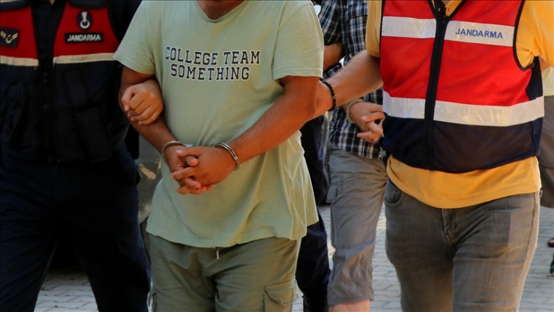 22 terör örgütü üyesi Yunanistan’a kaçarken yakalandı