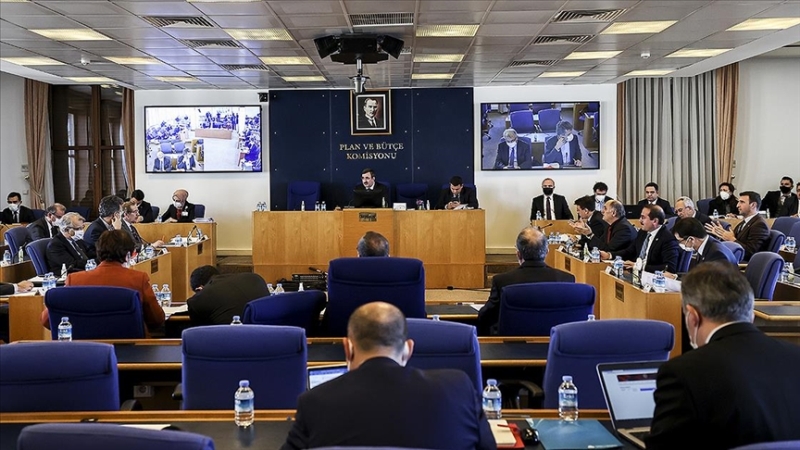 Ekonomiye ilişkin ‘torba’ kanun teklifi kabul edildi
