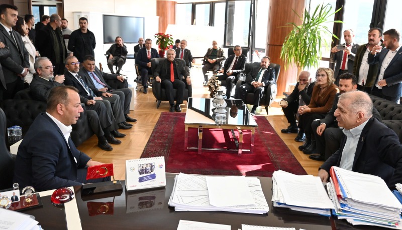 Ümit Özdağ ve Tanju Özcan: Ülkemiz için şu an en büyük beka meselesi, sığınmacılar