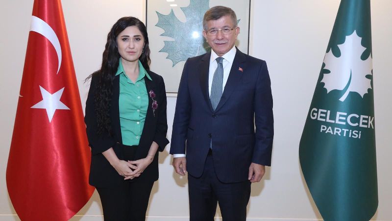 Tuğba Çetinkaya, Gelecek Partisi Bursa’dan Genel Merkez’e transfer oldu