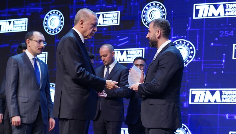 SOCAR Türkiye’ye ‘Stratejik Partnerlik’ Ödülü