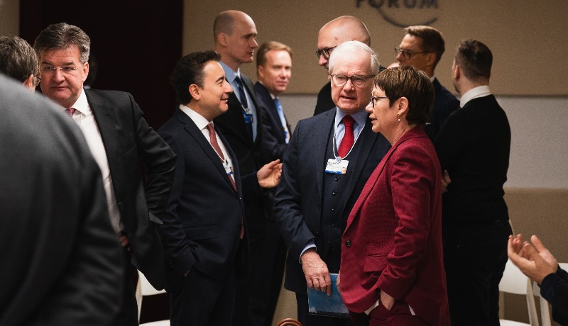 Babacan, Davos’ta krizlerden çıkış yollarını anlattı