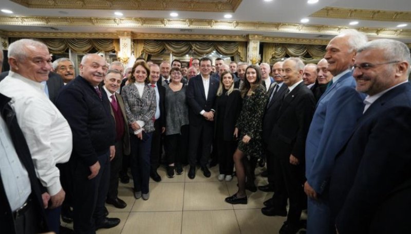 Başkan İmamoğlu ‘Of’lularla bir araya geldi