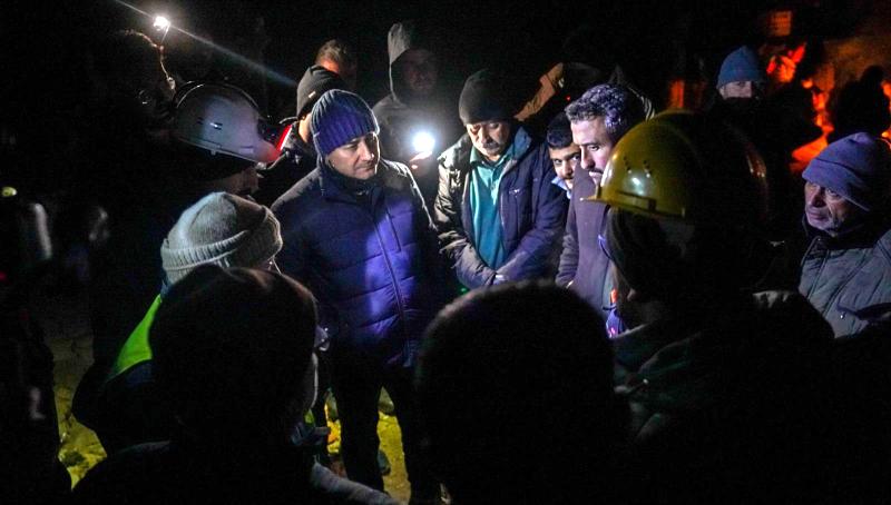 Babacan’dan deprem bölgesine ayni bağış çağrısı