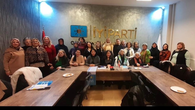 İYİ Parti Osmangazi Kadın Kolları, seçim startını verdi