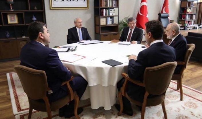 5 siyasi parti lideri bugün toplanıyor