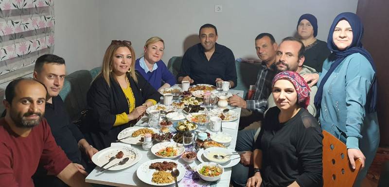 MHP Nilüfer İlçe Teşkilatı vatandaşla iftar sofrasında buluşuyor