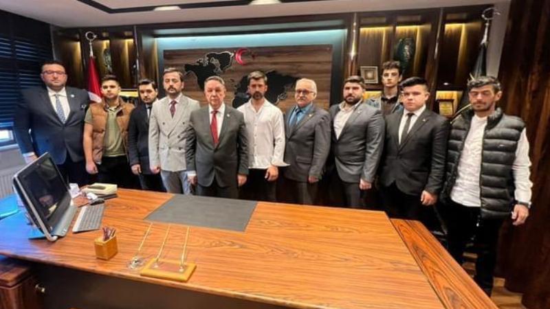 Alperen Ocakları’ndan Ekrem Alfatlı’ya tam destek…