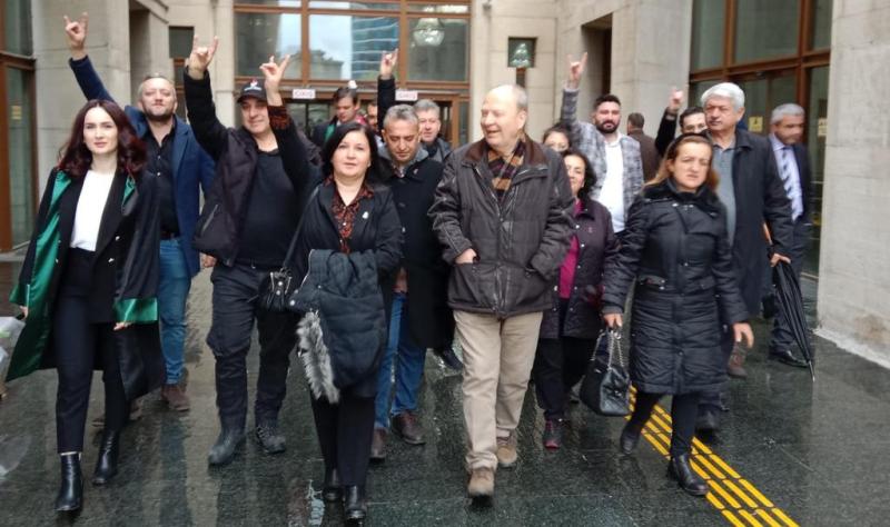 Zafer Partisi Nilüfer İlçe Başkanı Esgin, ‘Escobar’ afişi için ifade verdi