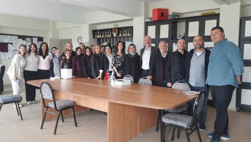 Nilüfer Kayapa Şehit Jandarma Er Eyüp Gürsoy İlk ve Ortaokulu yıldızlaşıyor!