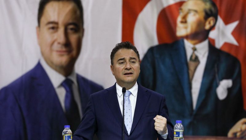 Babacan’dan bürokrasi açıklaması: Ehliyet ve liyakat….
