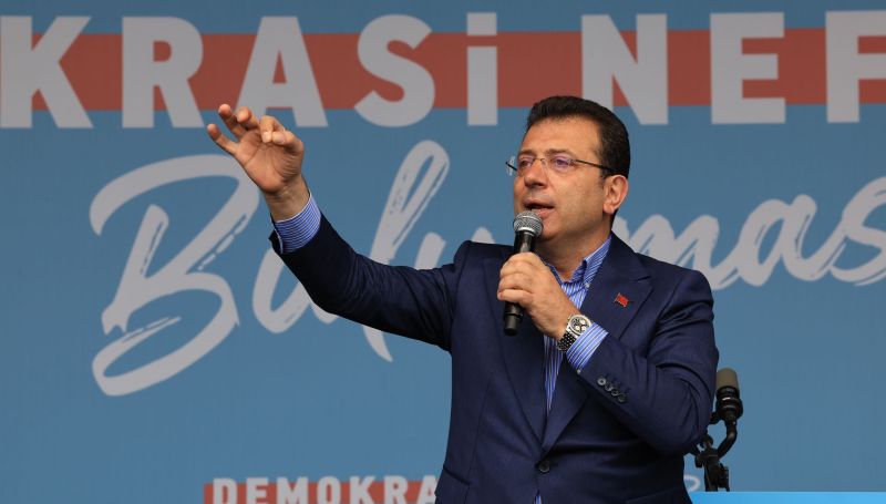 Ekrem İmamoğlu’ndan ‘demokrasi neferleri’ne çağrı…