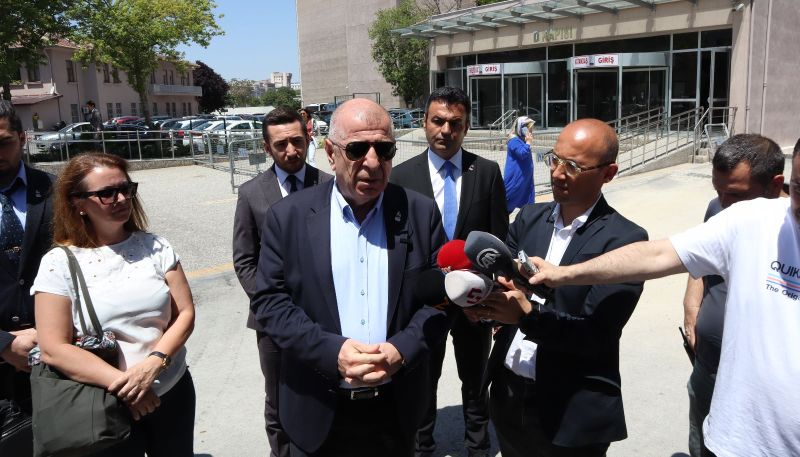 Ümit Özdağ, Onur Şener duruşmasına katıldı
