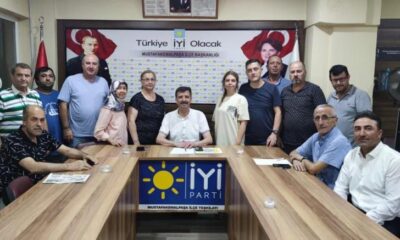 İYİ Parti Mustafakemalpaşa İlçe Başkanı Tevfik Demir belediyeyi topa tuttu!
