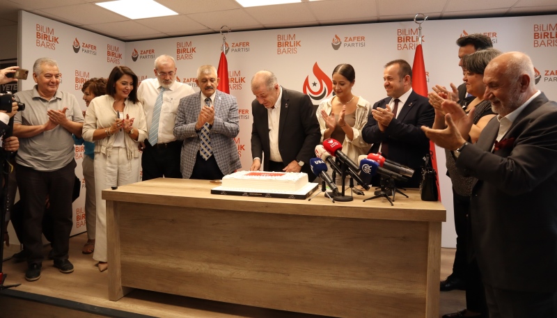 ZAFER PARTİSİ 2. YILINI KUTLADI