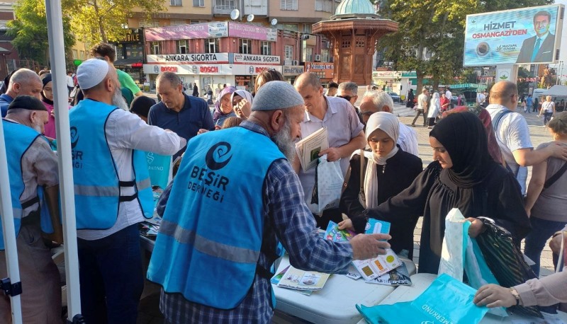 TÜMSİAD Bursa Şubesi’nden kandil simidi ikramı