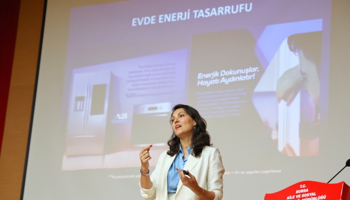 Uludağ Elektrik’ten Bursalı kadınlara enerjik tüyolar
