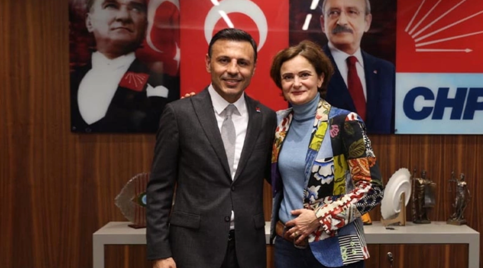 CHP İstanbul’da Özgür Çelik, görevi devraldı