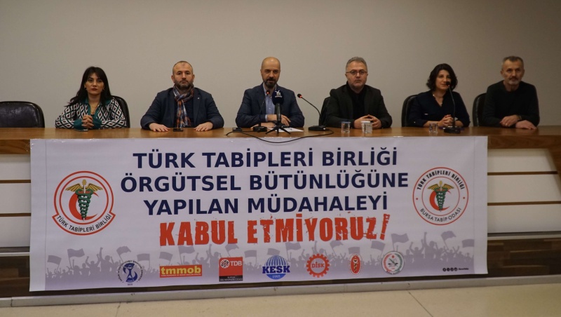 Bursa Tabip Odası: Hekimlik yargılanamaz, TTB susturulamaz!