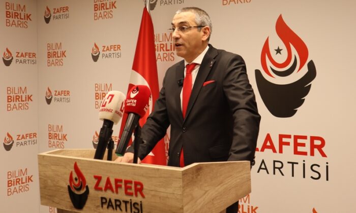 Uğur Batur: Anayasa değişikliği ile Erdoğan’ı yeniden cumhurbaşkanı yapmak istiyorlar