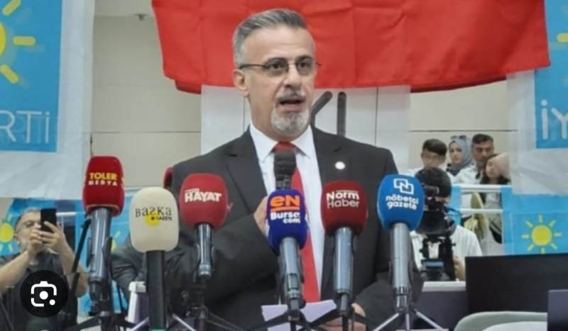 İYİ Parti Yıldırım’da Ferit Gürsoy istifa etti