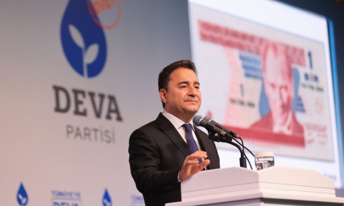 Babacan: Türkiye, Erdoğan’ın kukla tiyatrosuna dönmüş!