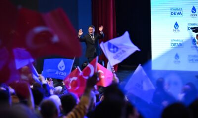 Babacan, DEVA Partisi’nin İstanbul adaylarını tanıttı