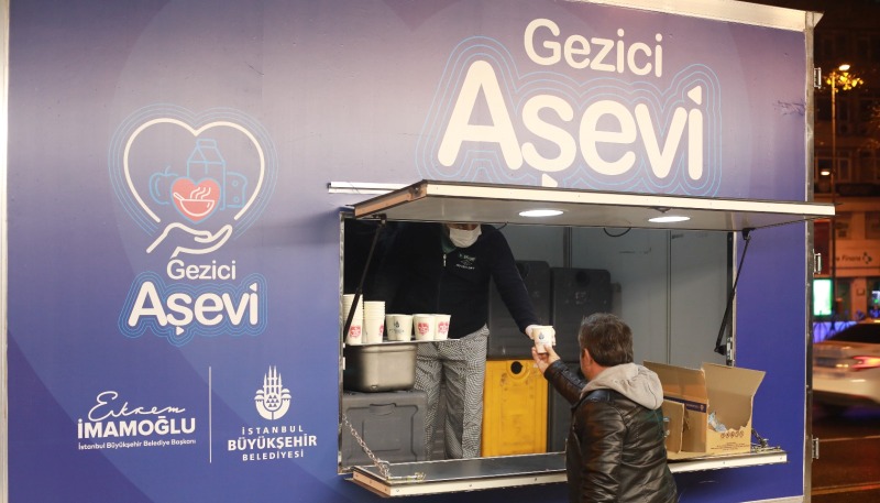 İBB’nin gezici aşevleri hizmete girdi