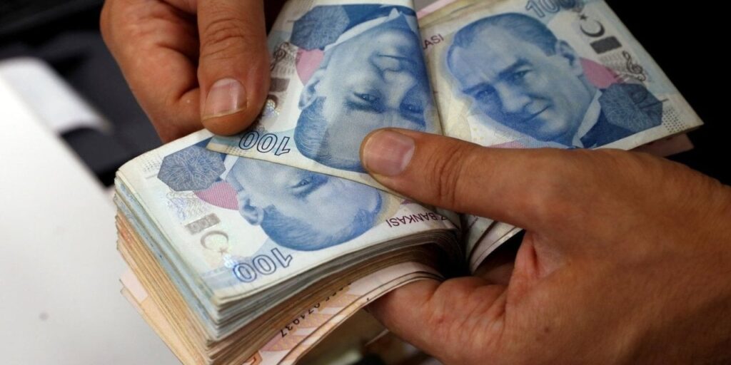 Hanehalkının Parası Kirayla, Gıdayla Eriyor!