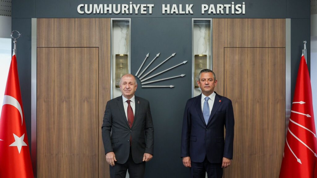 Ümit Özdağ’dan CHP’ye ziyaret