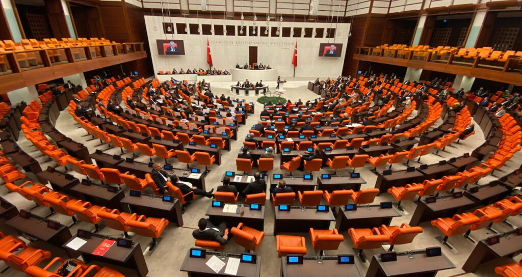 Kamuda tasarruf tedbirleri TBMM Genel Kurulu gündemine geliyor