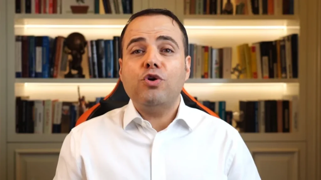 Özgür Demirtaş Çileden Çıktı: “Olacak İş Değil”