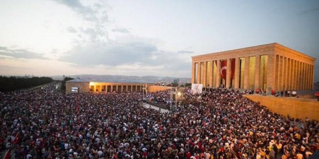 Anıtkabir’de rekor kalabalık!