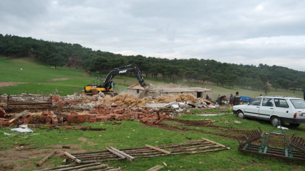 Ormanlardaki kaçak binalara ilişkin flaş karar!