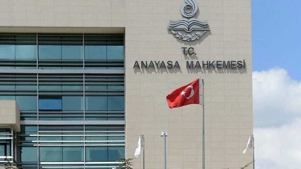 AYM’den dikkat çeken KHK kararı