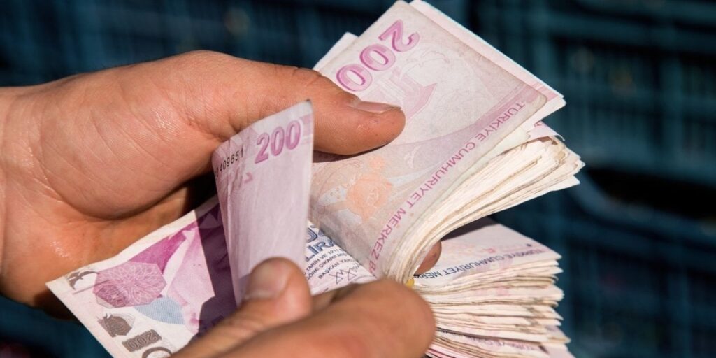 Patronlardan ilk asgari ücret teklifi geldi