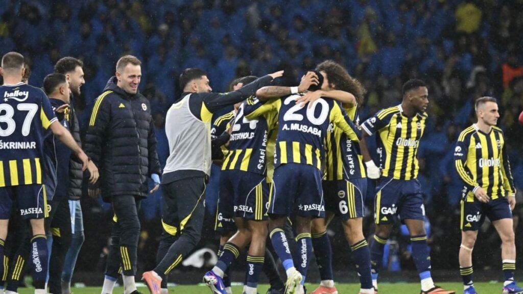 Fenerbahçe’de değişim rüzgârı