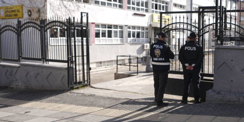 Üsküdar, Bursa ve Tokat’ta çok sayıda gözaltı!