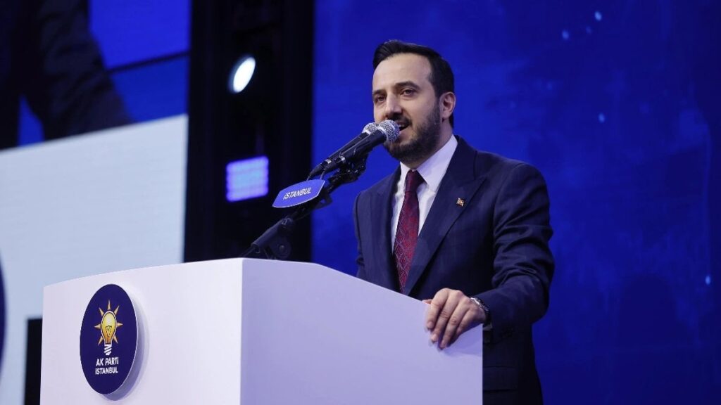 Abdullah Özdemir: CHP’de Kurumsal Çöküş ve İBB’ye Yansımaları