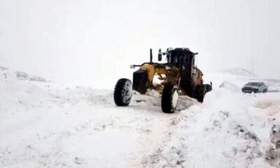 Siirt’te kardan kapanan 12 köy yolu açıldı