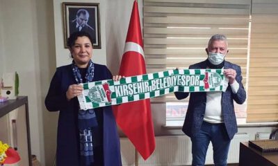Kırşehir Belediyespor’dan AK Parti’ye hayırlı olsun ziyareti