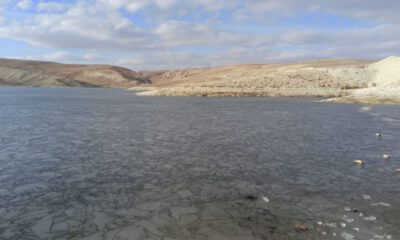 Sivas Gürün’de göletler buz tuttu