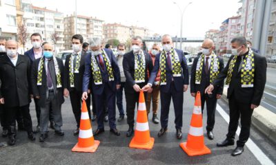 Kocaeli’de Karamürsel Köprülü Kavşağı trafiğe açıldı